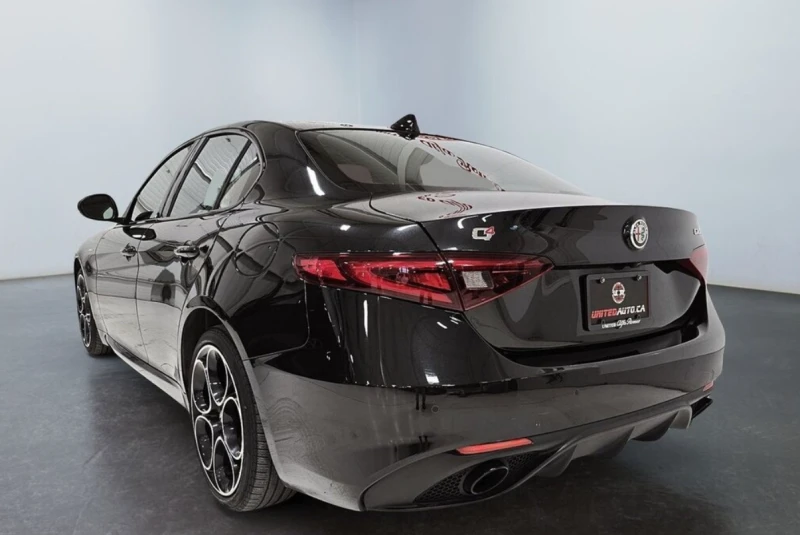 Alfa Romeo Giulia 2022 Alfa Romeo Giulia Veloce, снимка 4 - Автомобили и джипове - 53509192