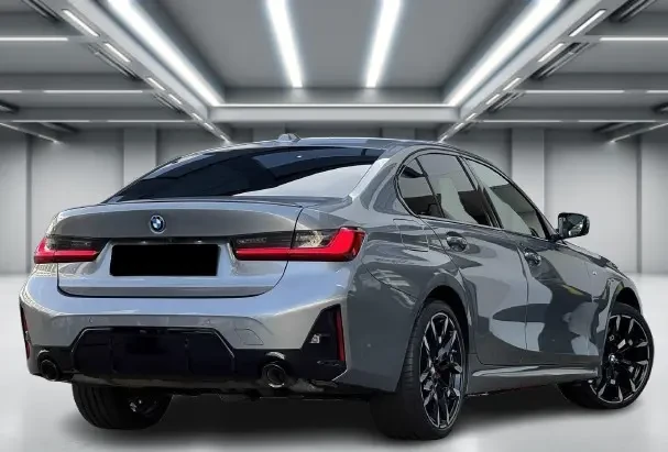 BMW 330 i xDrive = M-Sport Pro = Гаранция, снимка 2 - Автомобили и джипове - 53235040