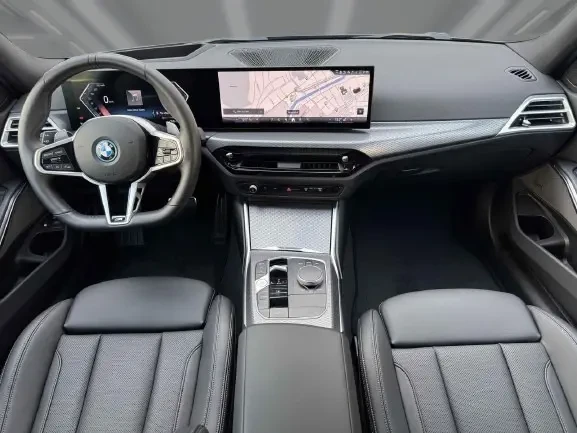 BMW 330 i xDrive = M-Sport Pro = Гаранция, снимка 5 - Автомобили и джипове - 53235040