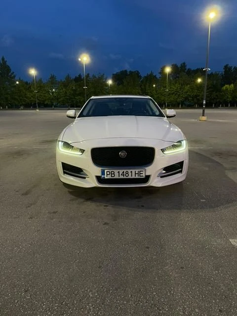 Jaguar XE R-SPORT, снимка 8 - Автомобили и джипове - 53404601