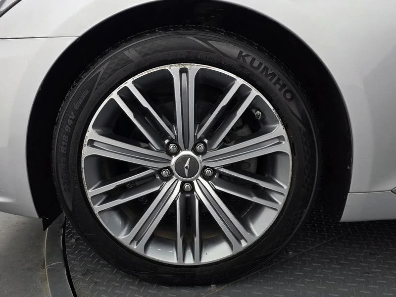 Genesis G80 3.3 Automatic, снимка 5 - Автомобили и джипове - 55599016