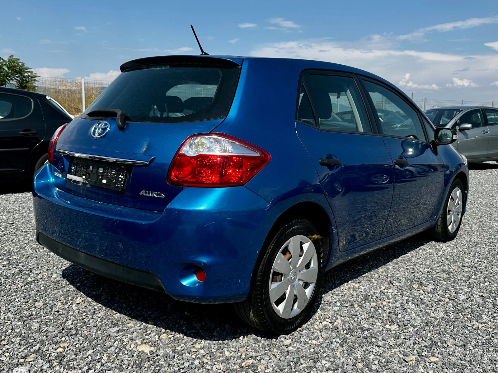 Toyota Auris 1.4d4d 90hp - изображение 4