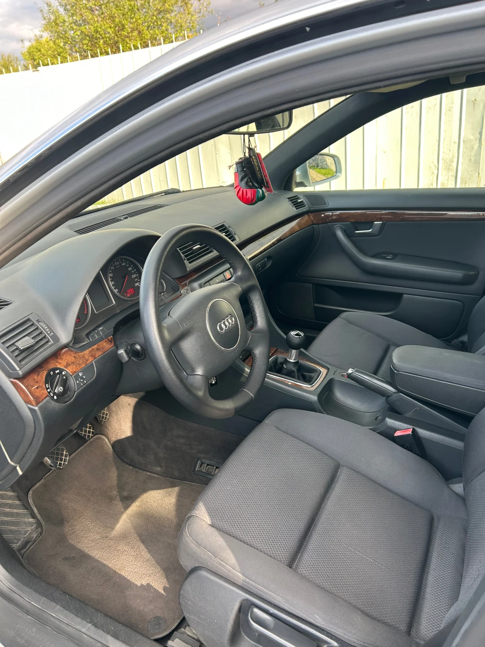 Audi A4 1.9 TDI - 131 к.с. - 6 скорости  - изображение 5