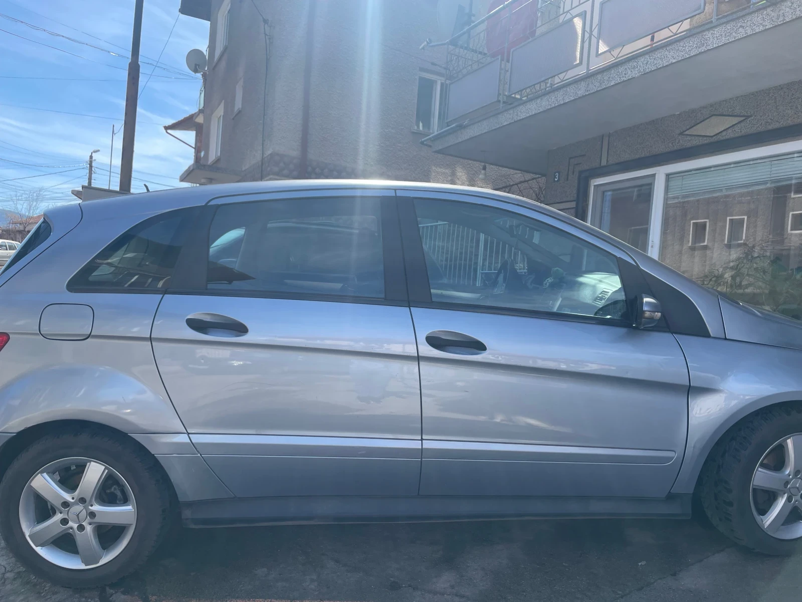 Mercedes-Benz B 180  - изображение 4