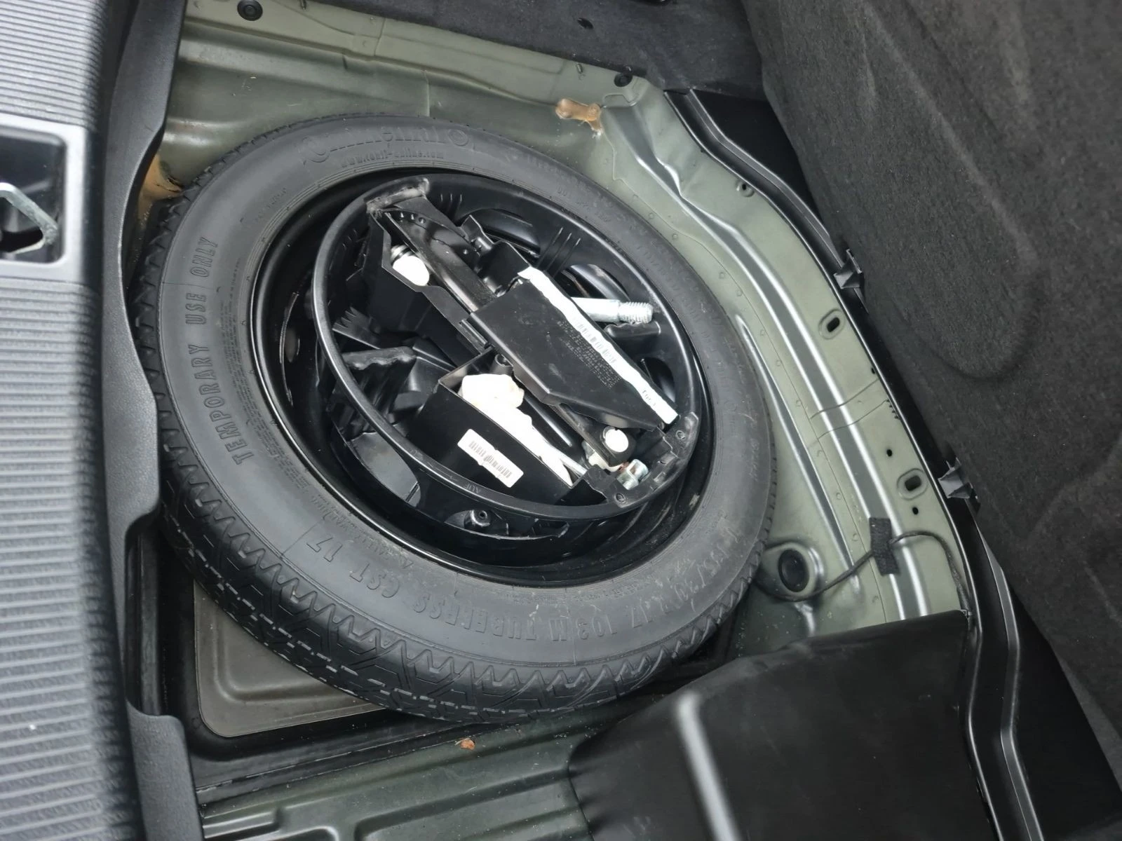 Mercedes-Benz E 400 � ����������� & ���� ������ | Mobile.bg � ����������� 6