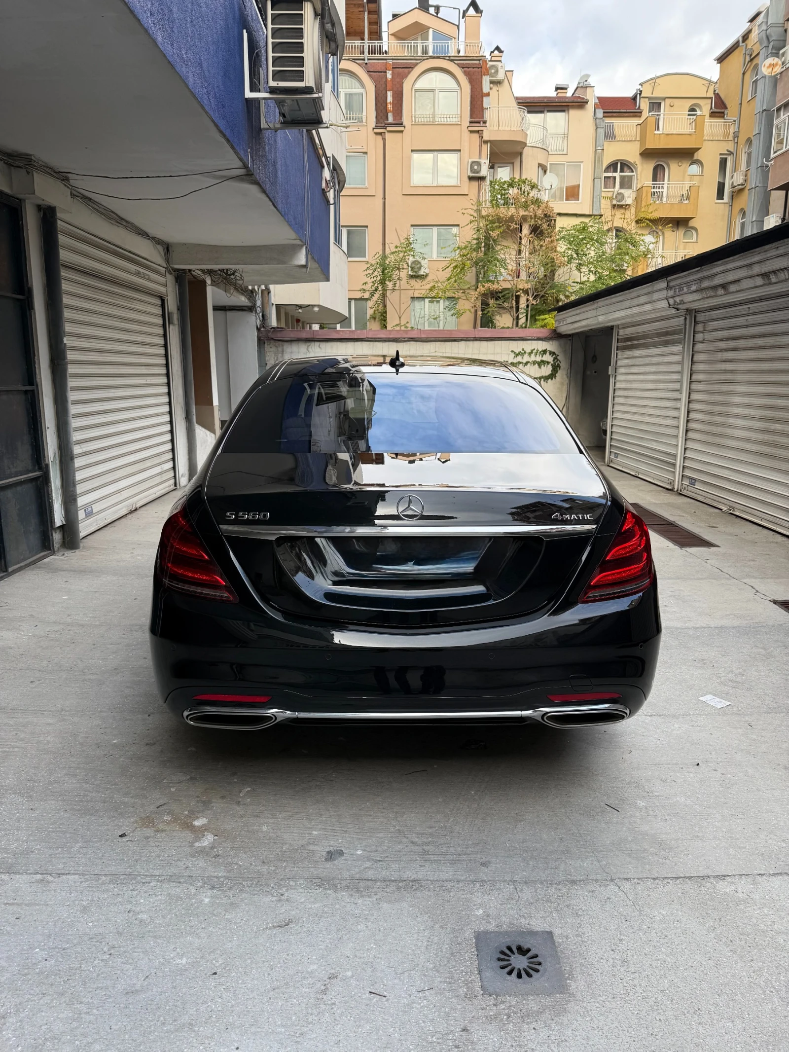 Mercedes-Benz S 560 4Matic, снимка 3 - Автомобили и джипове - 53859726