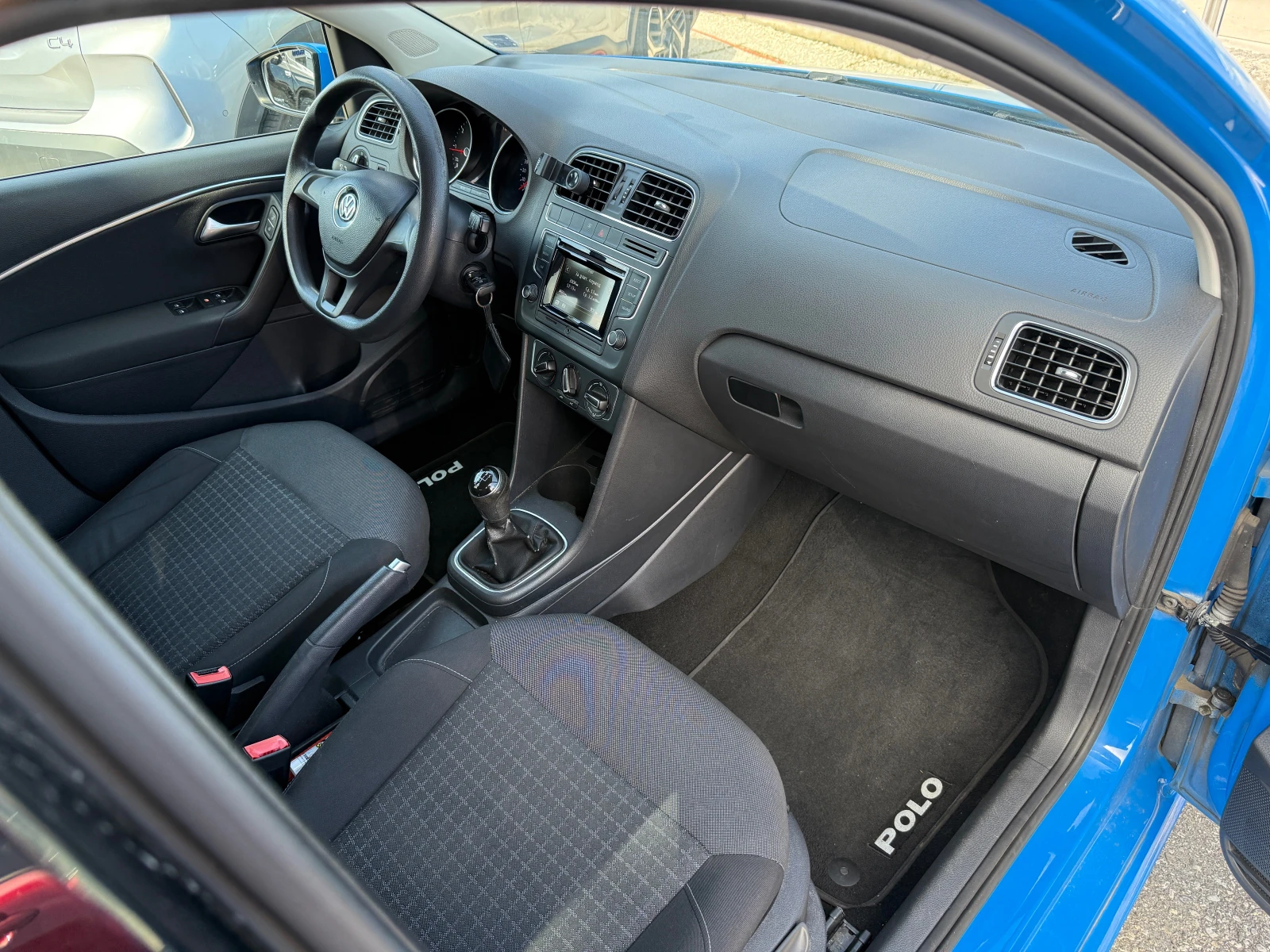 VW Polo 1.4 TDI, снимка 16 - Автомобили и джипове - 54135673