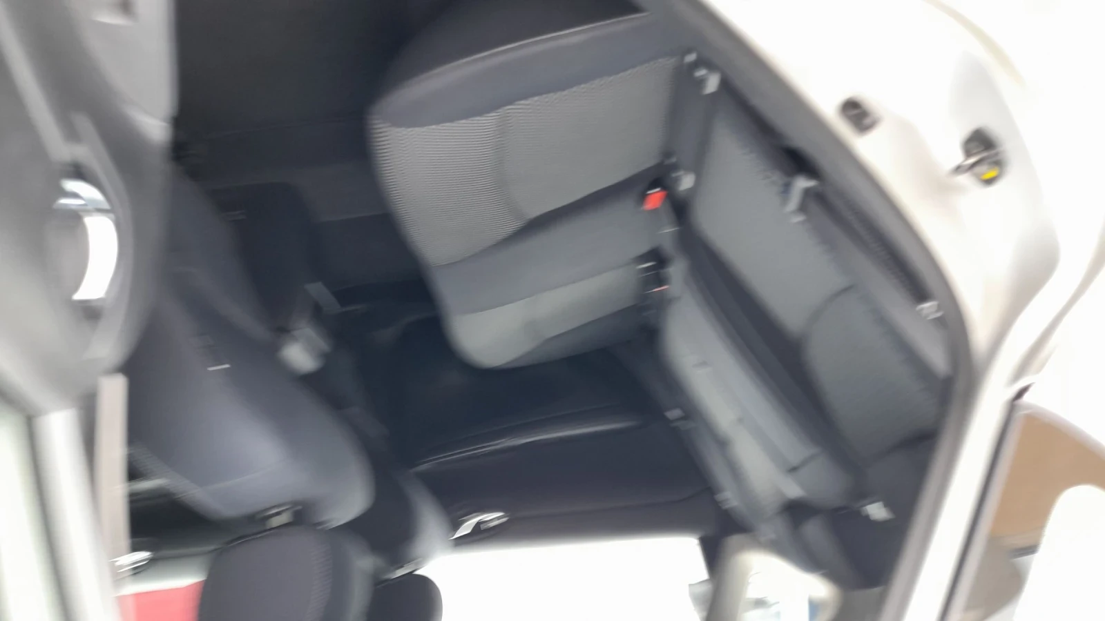 Nissan Pulsar 1.5 dci 120kc , снимка 16 - Автомобили и джипове - 54249620