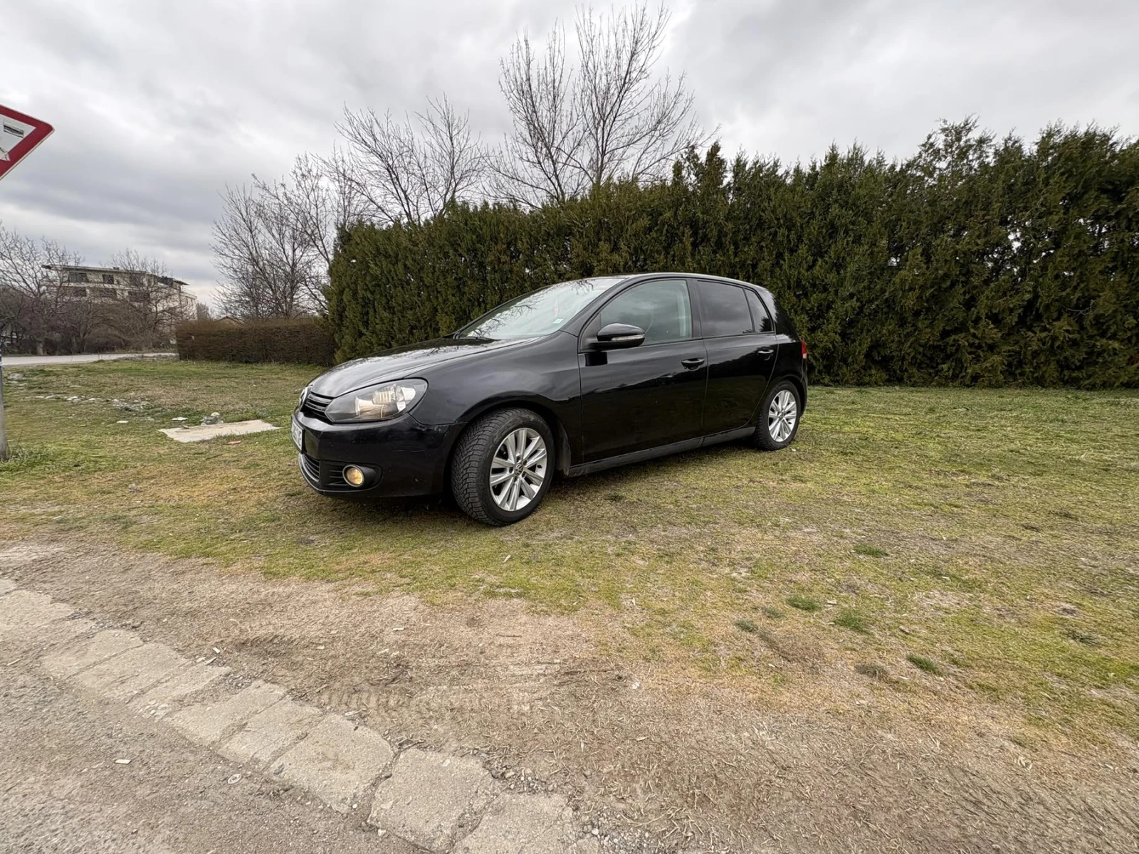 VW Golf 1.6 TDI, снимка 5 - Автомобили и джипове - 54266605