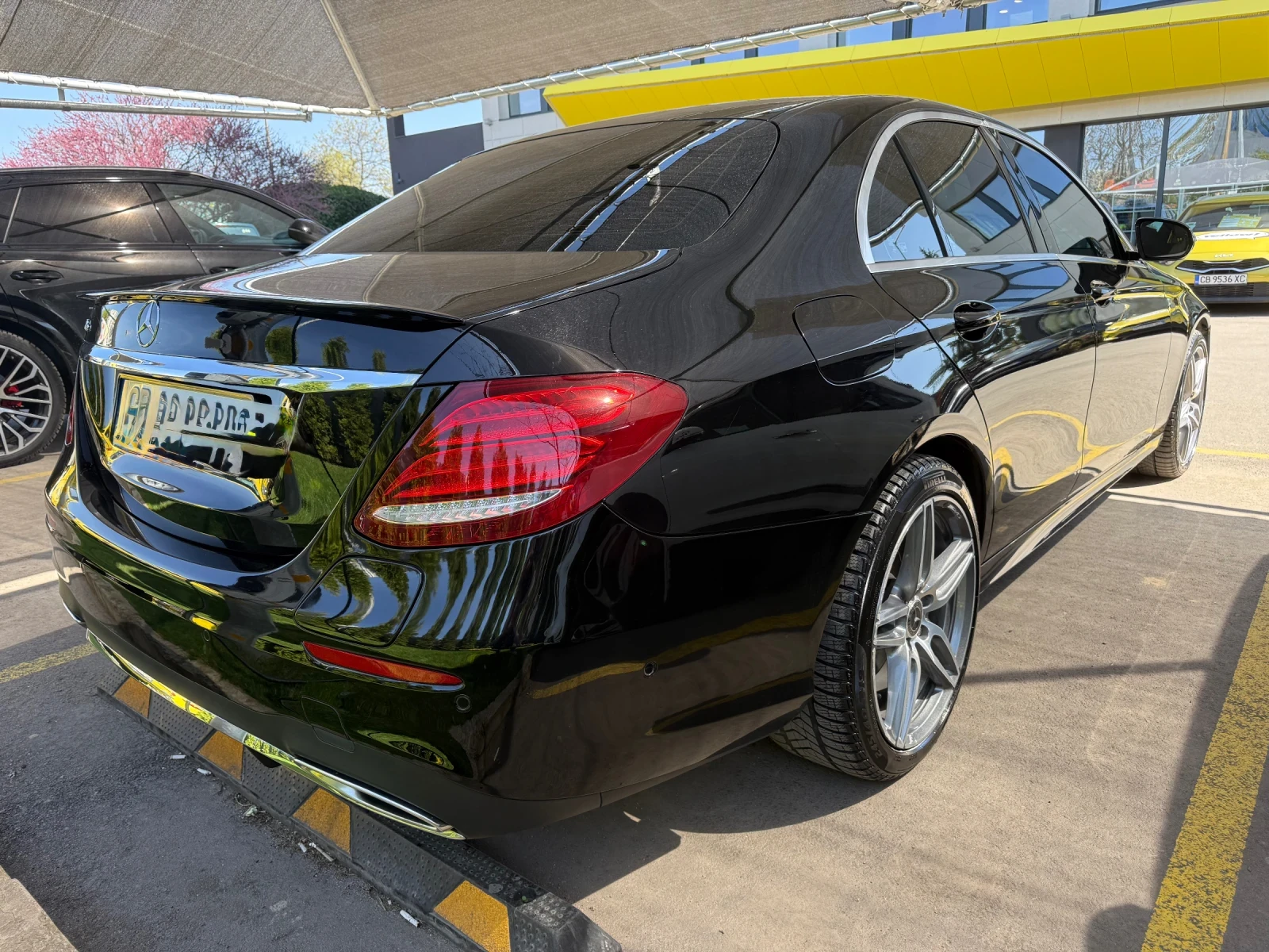 Mercedes-Benz E 350, снимка 4 - Автомобили и джипове - 54333569