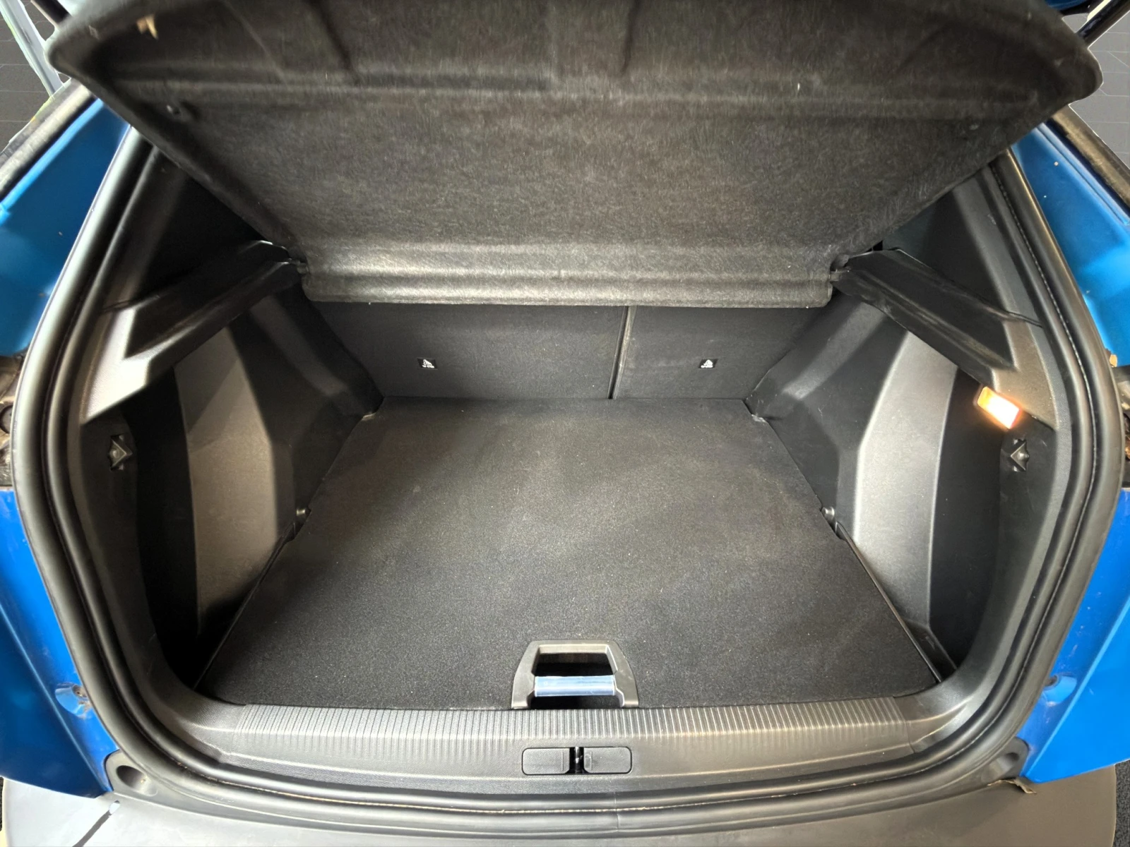 Peugeot 2008 GT 1.2 130 ������� �� 09.2030 �. ������ | Mobile.bg � ����������� 13