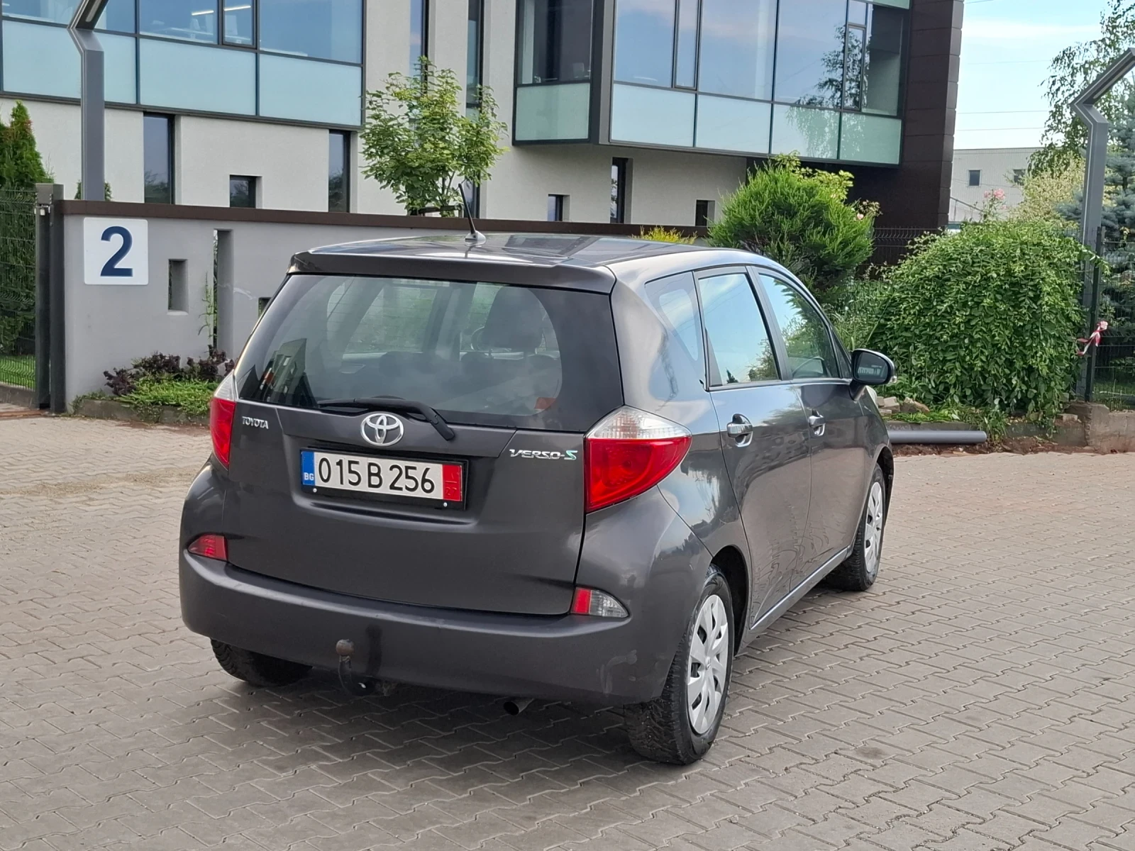 Toyota Verso S 1.3VVTI* (100кс)* FACELIFT* НОВ BНОС* , снимка 13 - Автомобили и джипове - 55111634