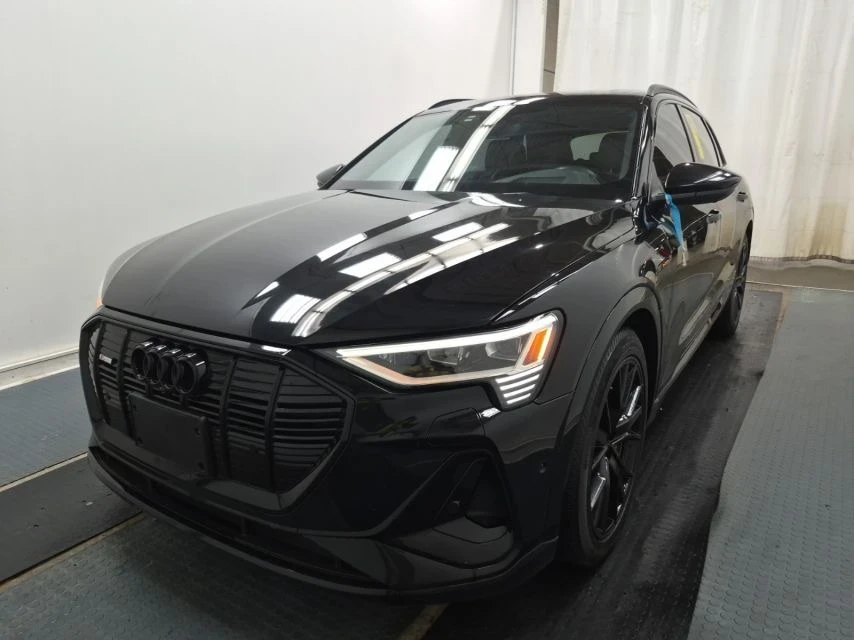 Audi E-Tron Technik* B&O* Matrix* Pano* 360* Подгрев, снимка 2 - Автомобили и джипове - 55284808