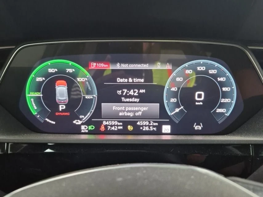 Audi E-Tron Technik* B&O* Matrix* Pano* 360* Подгрев, снимка 9 - Автомобили и джипове - 55284808