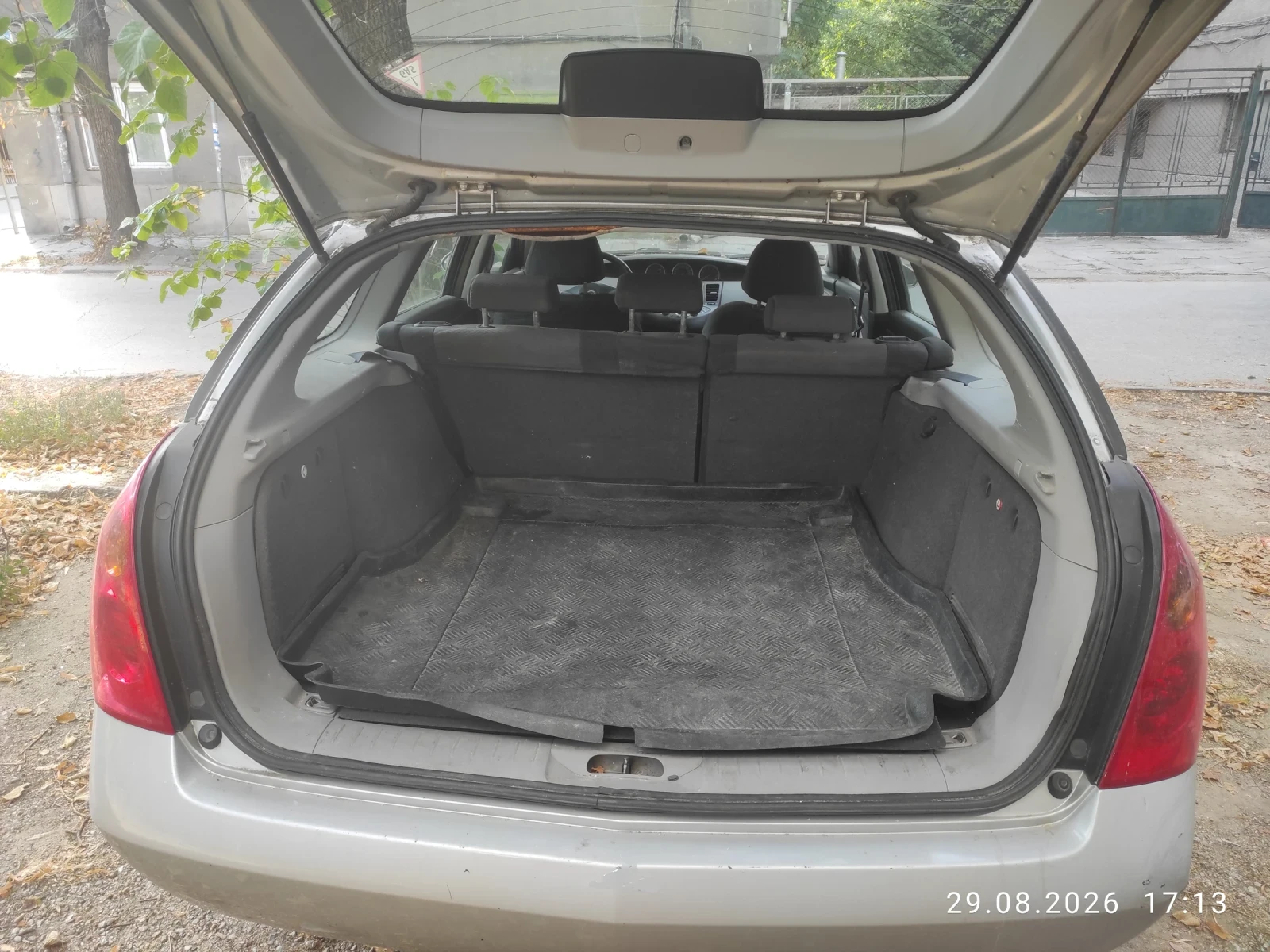 Nissan Primera, снимка 3 - Автомобили и джипове - 55860773