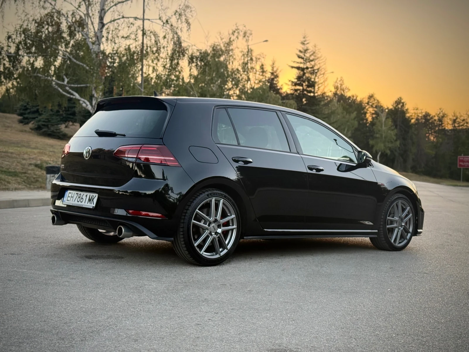 VW Golf GTI, снимка 5 - Автомобили и джипове - 56144389