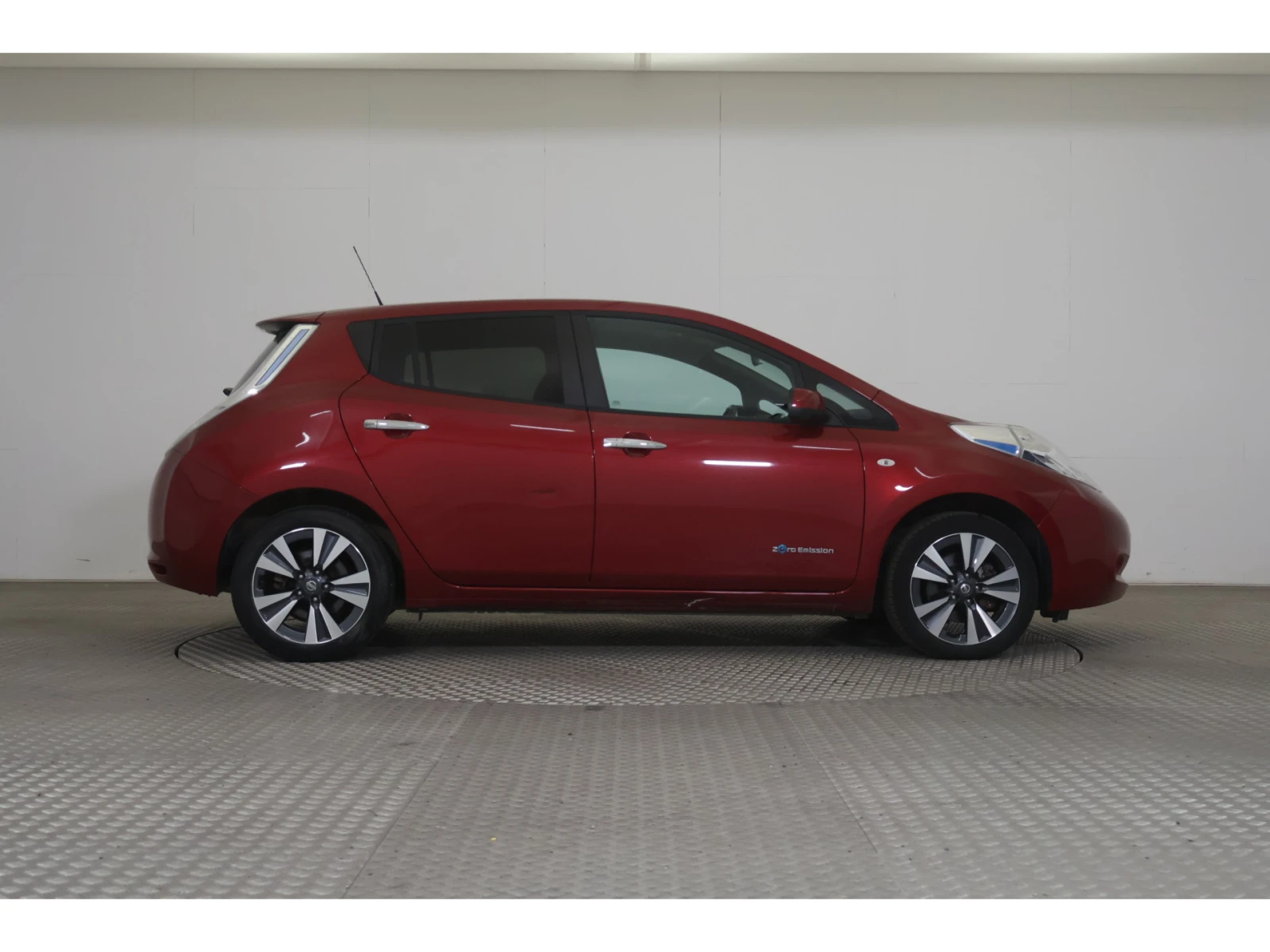 Nissan Leaf  30 kWh Business | Mobile.bg � ����������� 5