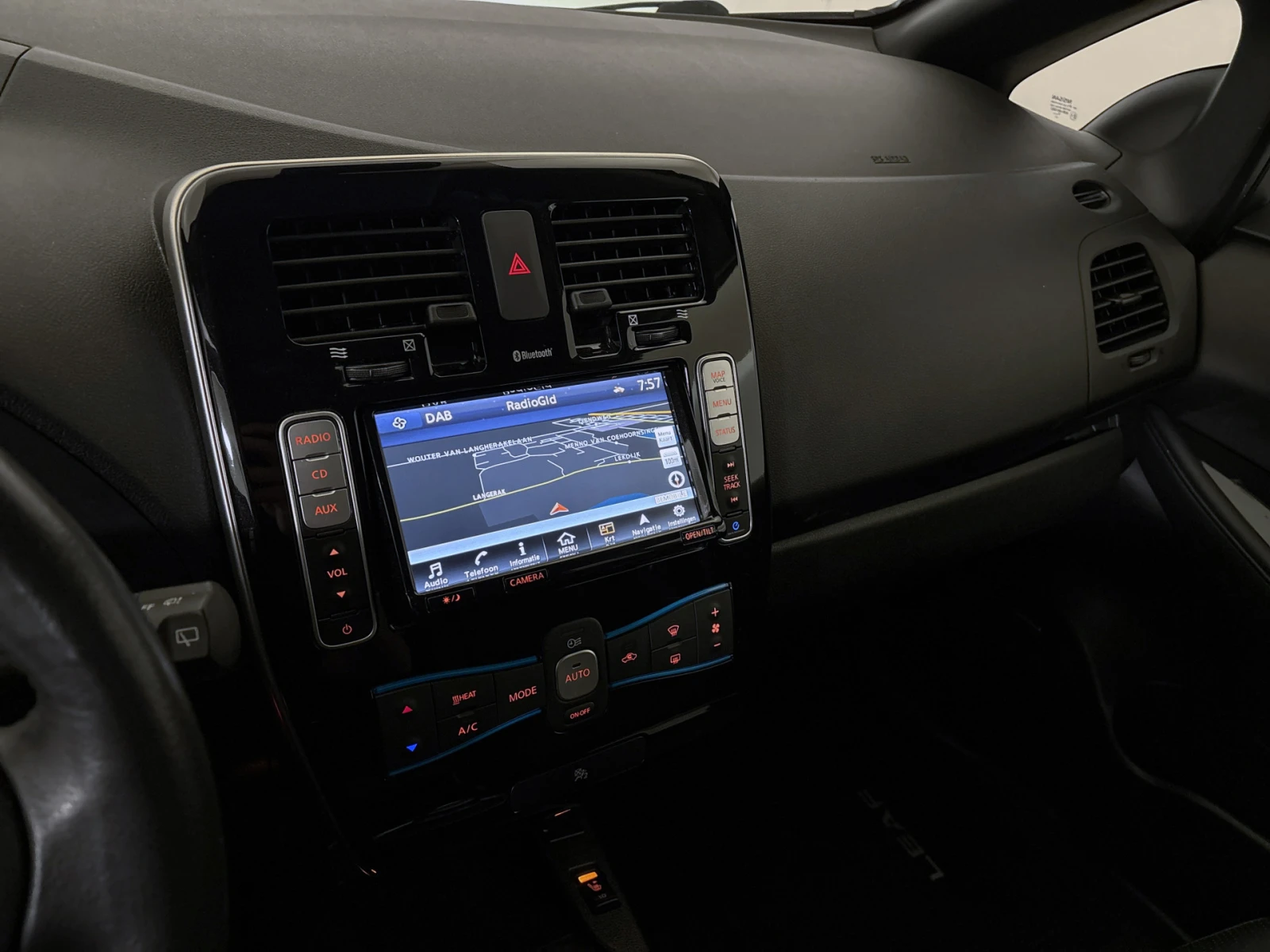 Nissan Leaf  30 kWh Business | Mobile.bg � ����������� 8