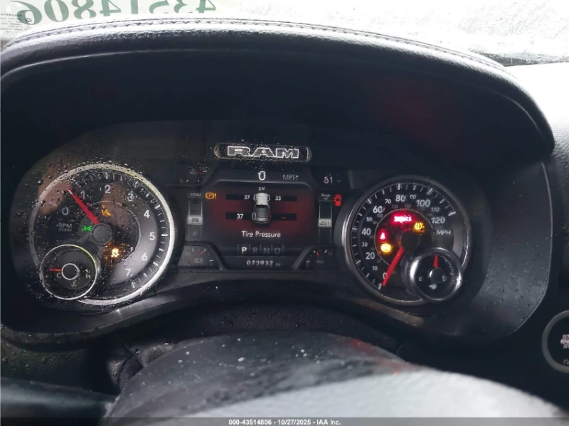 Dodge RAM 1500 LARAMIE 4X4 5&#39;7 BOX / FULL MAXX , снимка 8 - Автомобили и джипове - 52583824