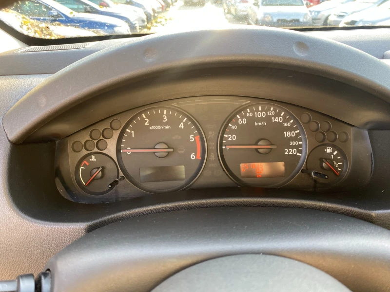 Nissan Navara 2.5 tdi 190к.с, снимка 13 - Автомобили и джипове - 52709613