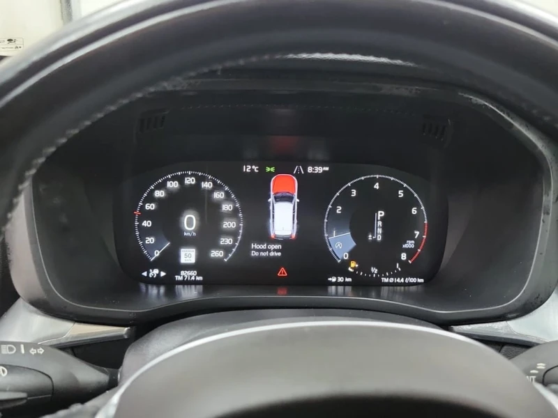 Volvo XC60 MOMENTUM  CARFAX, снимка 10 - Автомобили и джипове - 53074266