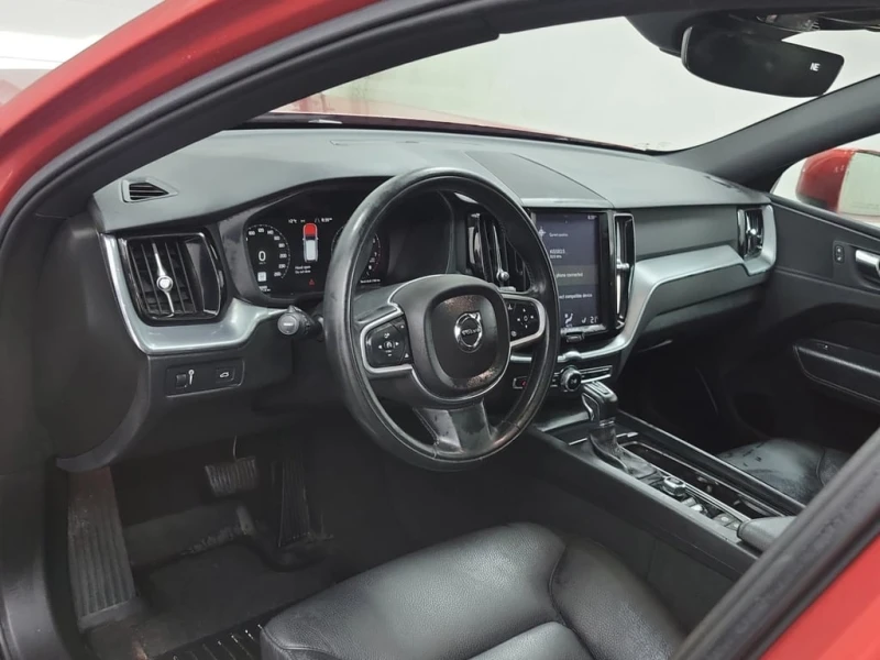 Volvo XC60 MOMENTUM  CARFAX, снимка 9 - Автомобили и джипове - 53074266