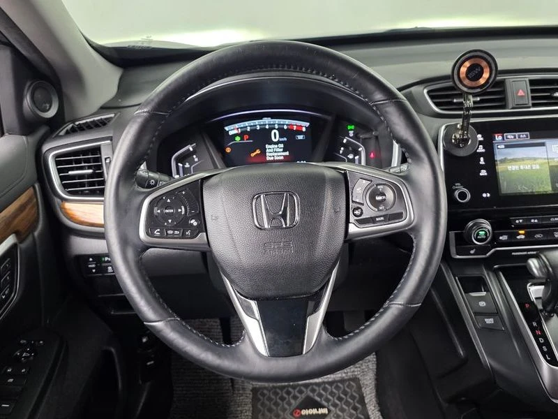 Honda Cr-v 1.5 Automatic, снимка 13 - Автомобили и джипове - 55923311