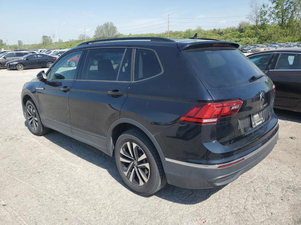 VW Tiguan S - изображение 2