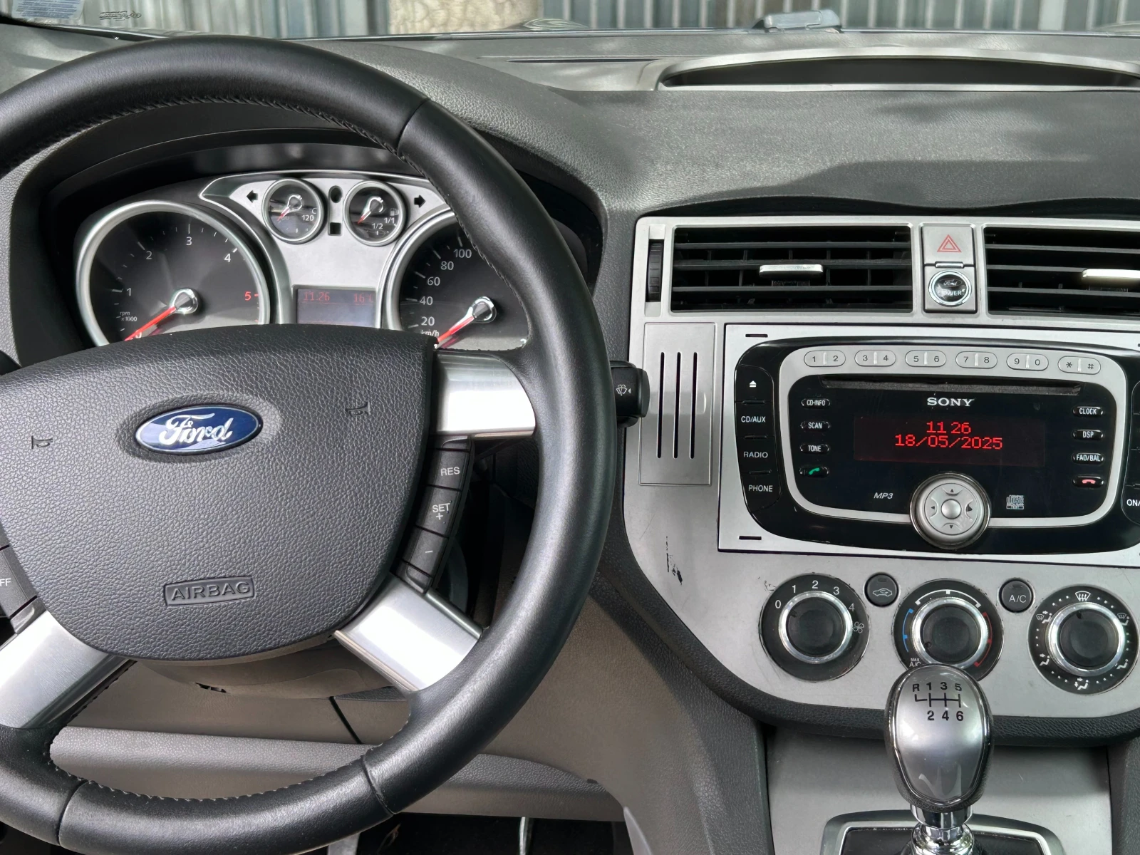 Ford Kuga  - изображение 6