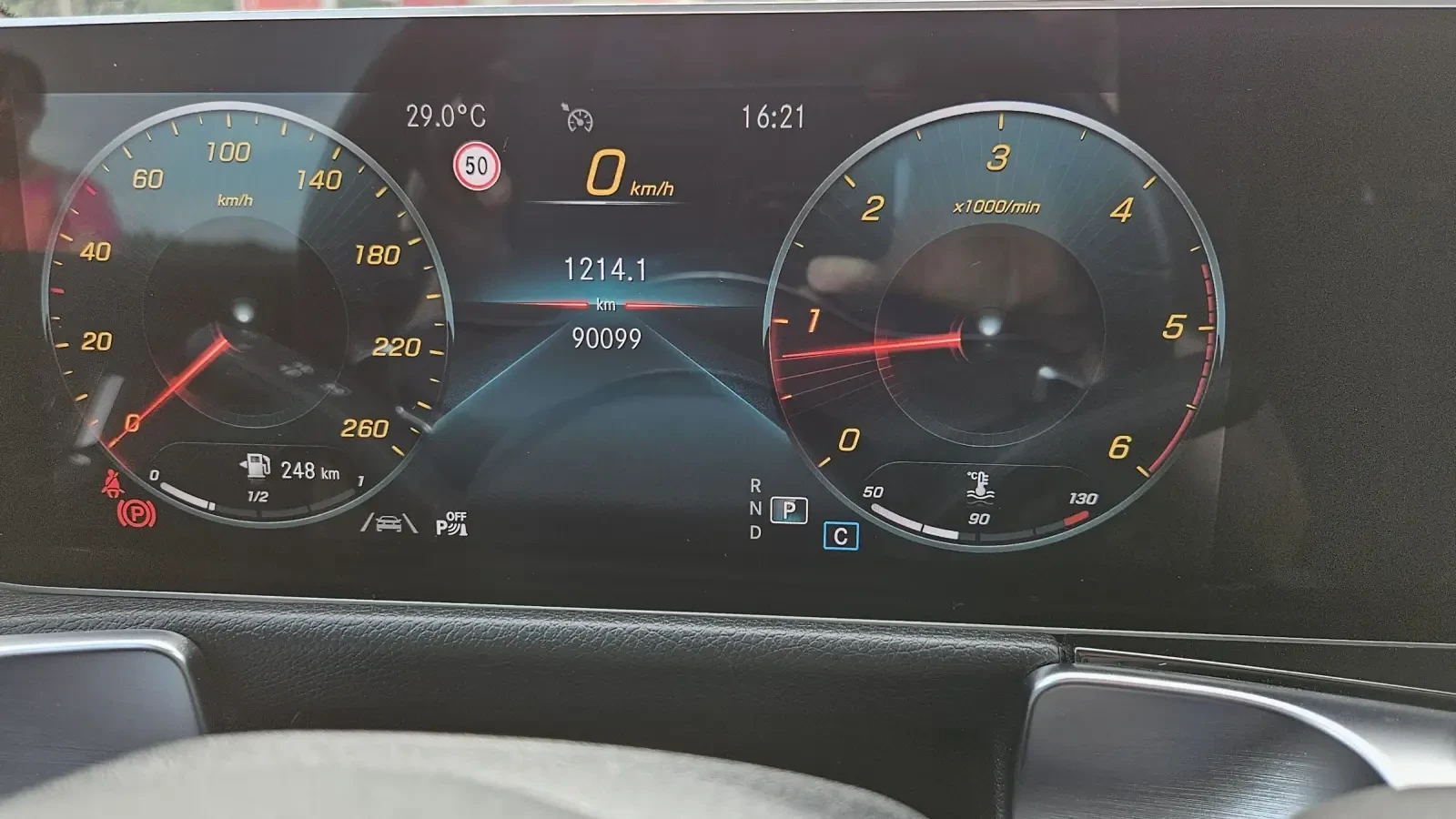 Mercedes-Benz GLB AMG 4X4 90000 км - изображение 7
