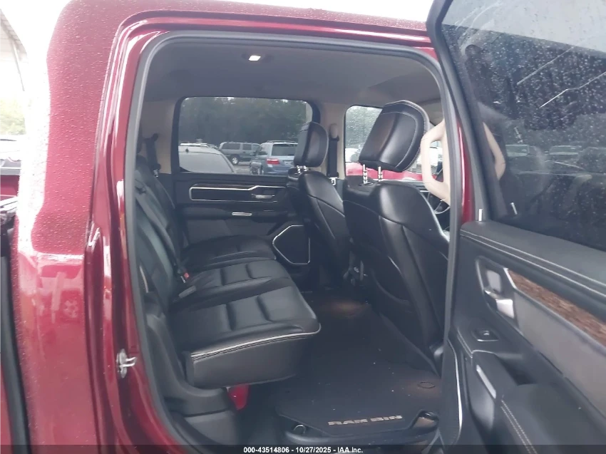 Dodge RAM 1500 LARAMIE 4X4 5'7 BOX / FULL MAXX  - изображение 9