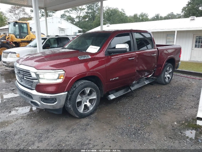 Dodge RAM 1500 LARAMIE 4X4 5'7 BOX / FULL MAXX  - изображение 3