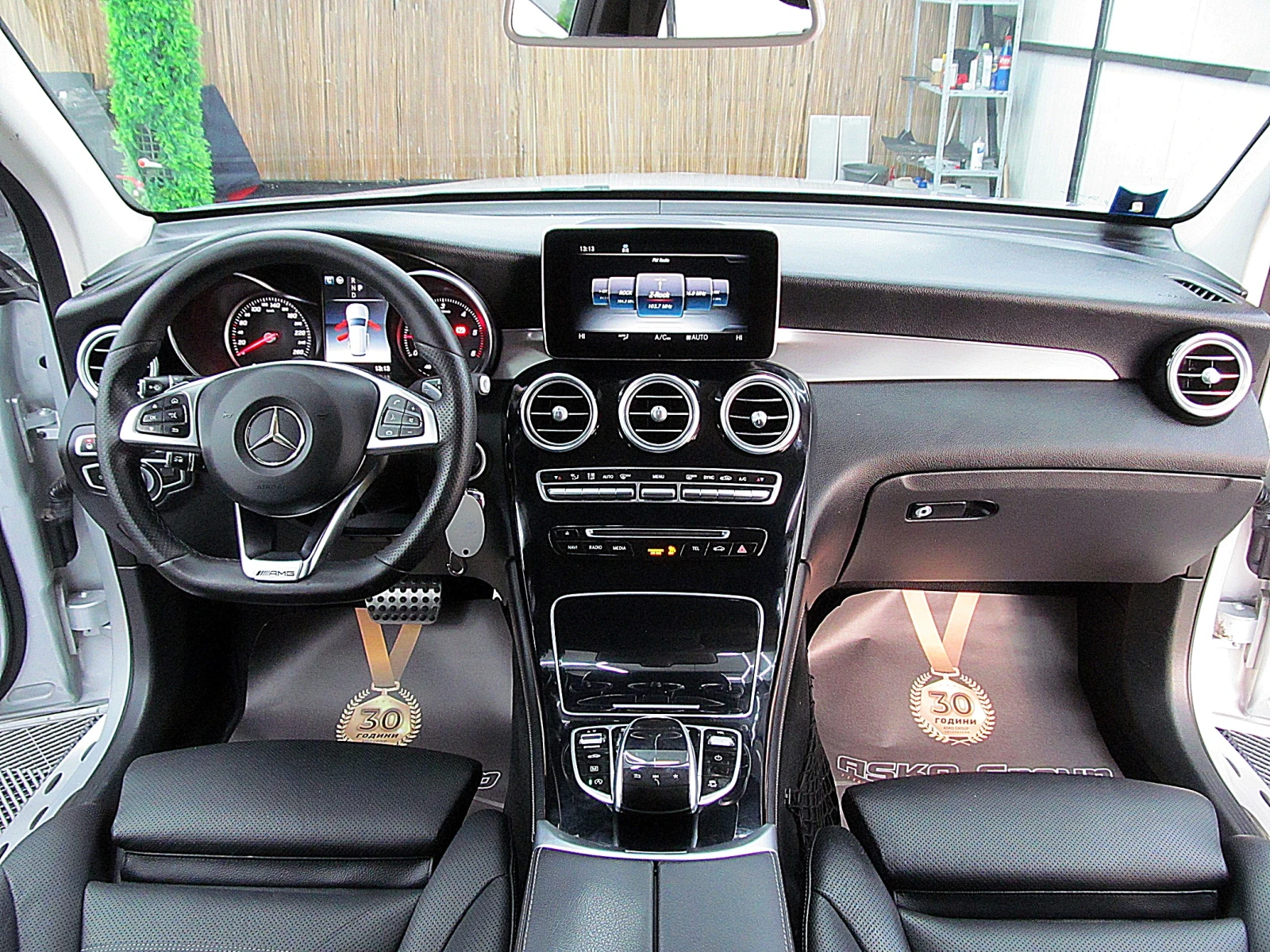 Mercedes-Benz GLC 250 PANORAMA/4-MATIC/AMG-line/������� ��������� ������ | Mobile.bg � ����������� 16