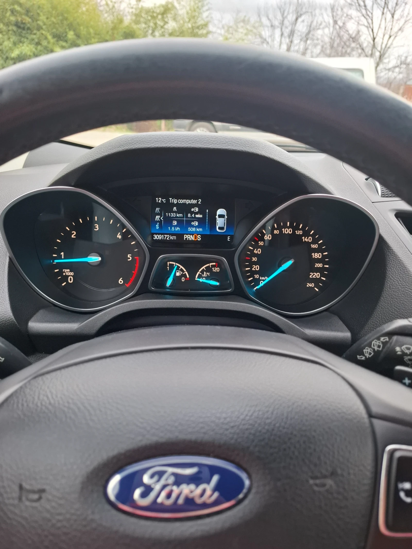 Ford Kuga 2.2 TDCi 150 к.с., снимка 8 - Автомобили и джипове - 53905096