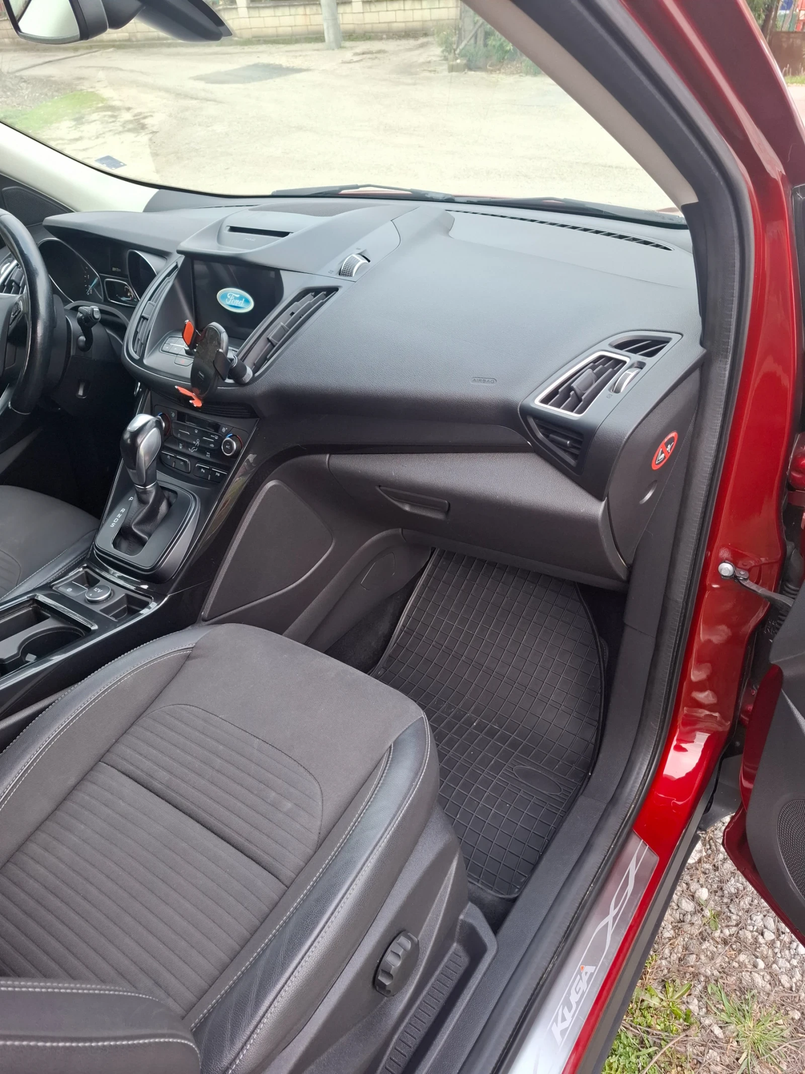 Ford Kuga 2.2 TDCi 150 к.с., снимка 6 - Автомобили и джипове - 53905096