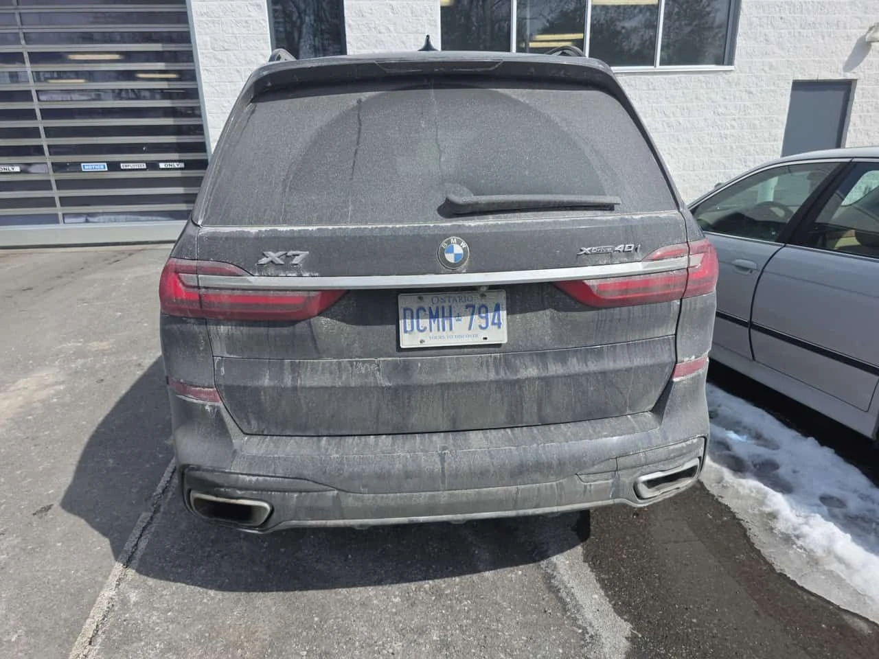 BMW X7  xDrive40i/ЛАЗЕРИ/360/DISTRONIC/HARMAN KARDON , снимка 4 - Автомобили и джипове - 53983259