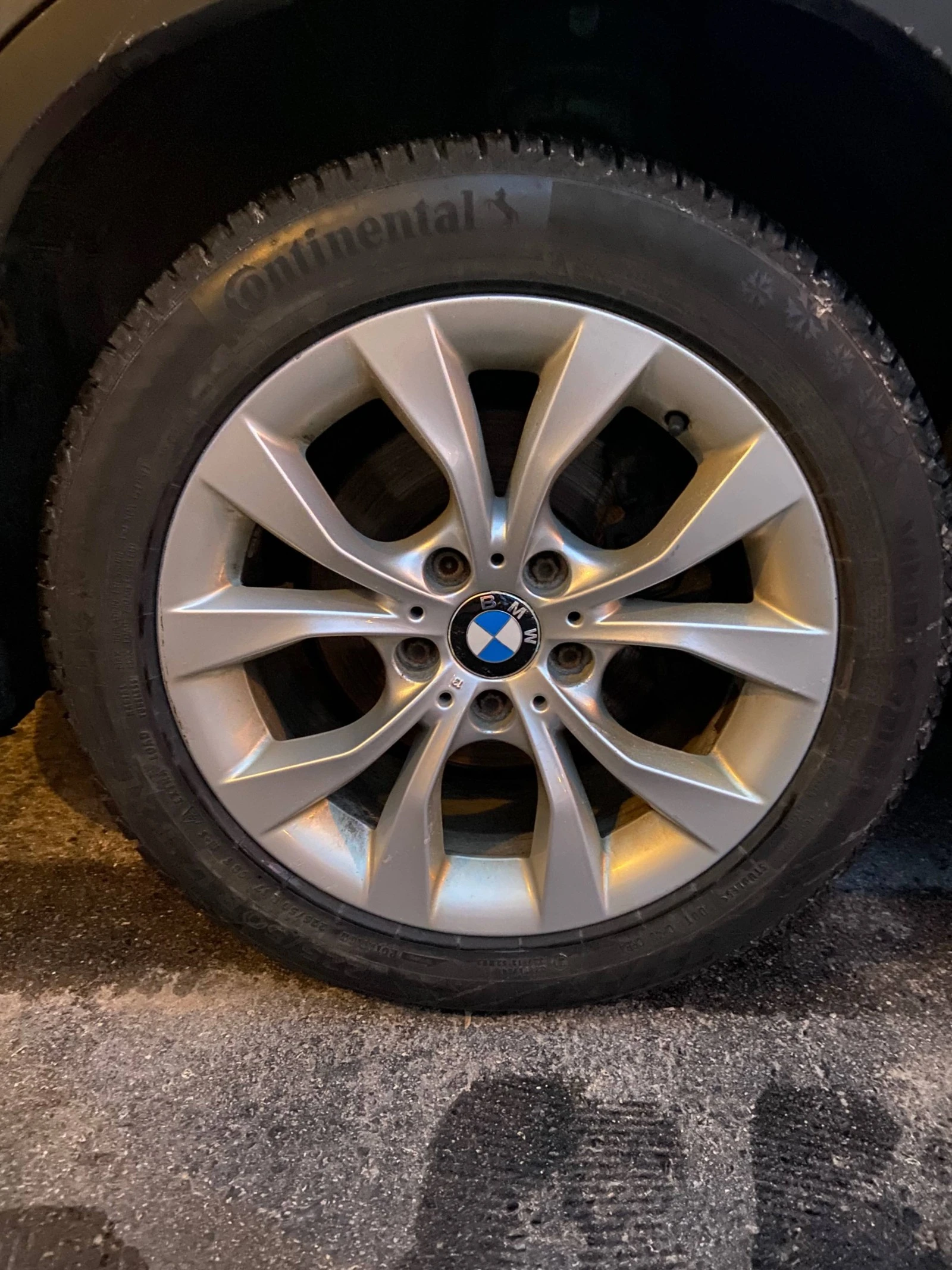 BMW X1  С РЕГИСТРАЦИЯ & АВТО КРЕДИТ , снимка 10 - Автомобили и джипове - 54043672