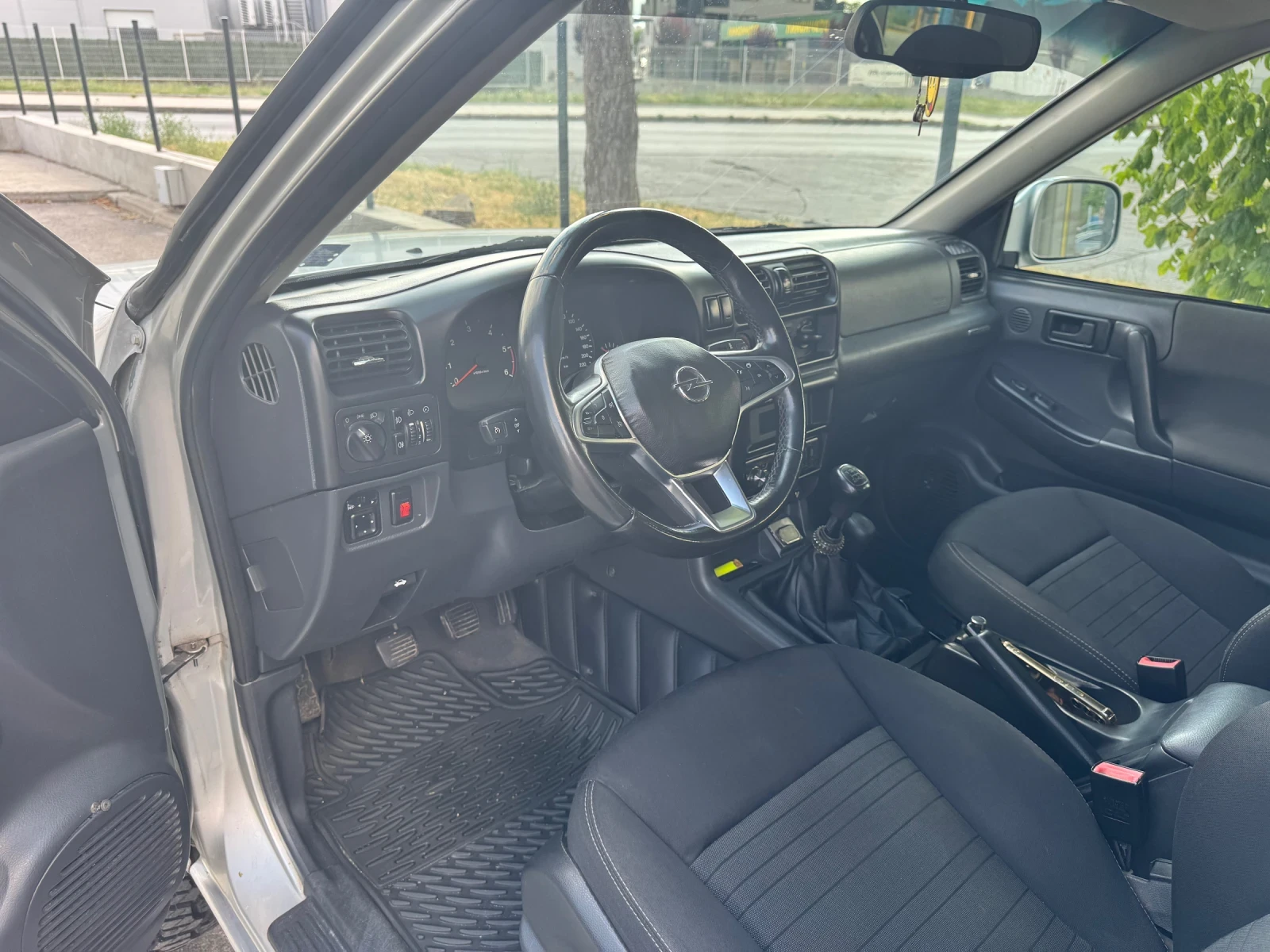 Opel Frontera, снимка 9 - Автомобили и джипове - 55125263