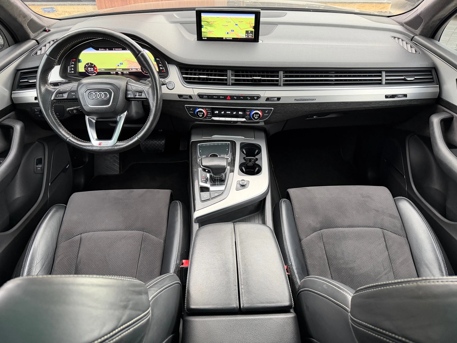 Audi Q7 3.0TDI S-line 7-Mesten #PANO#ALCANTAR#BOSE#DISTR#, снимка 11 - Автомобили и джипове - 55213650