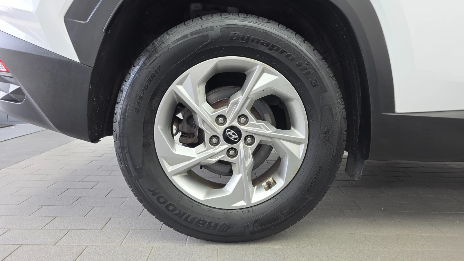 Hyundai Tucson 1.6 Turbo 2WD, снимка 5 - Автомобили и джипове - 55522549