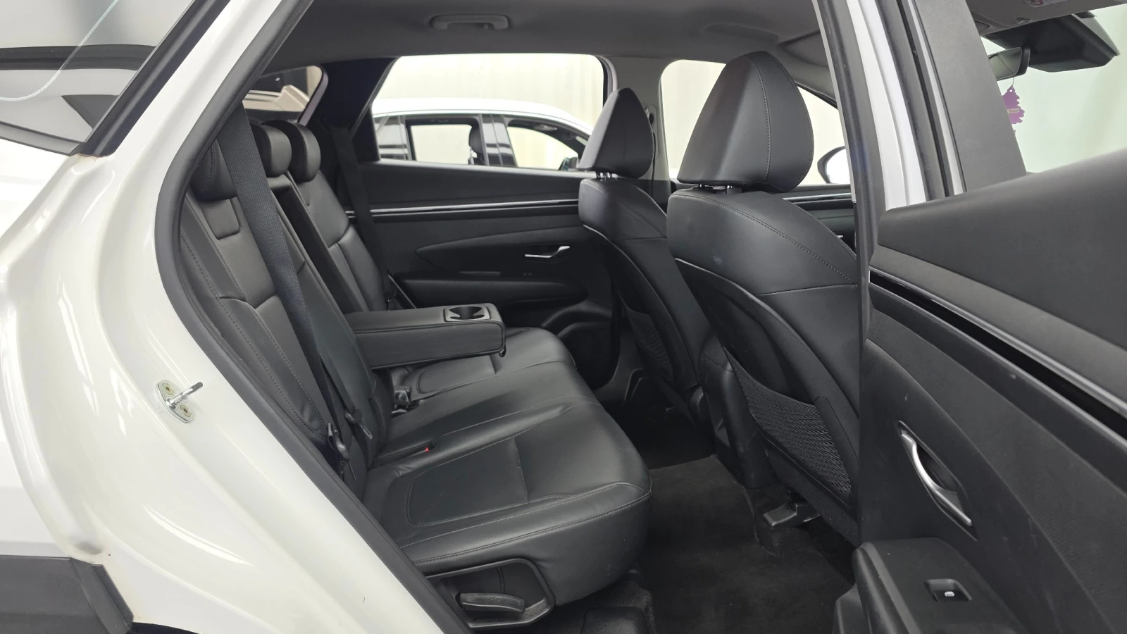 Hyundai Tucson 1.6 Turbo 2WD, снимка 12 - Автомобили и джипове - 55522549