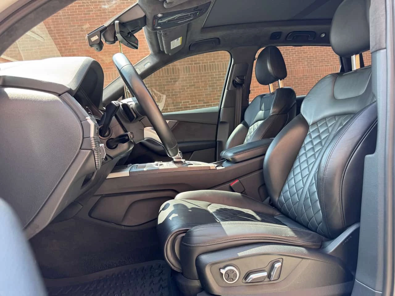 Audi Q7 * Technik * CARFAX * ОПЦИЯ ЗА ФИНАНСИРАНЕ, снимка 17 - Автомобили и джипове - 55658642