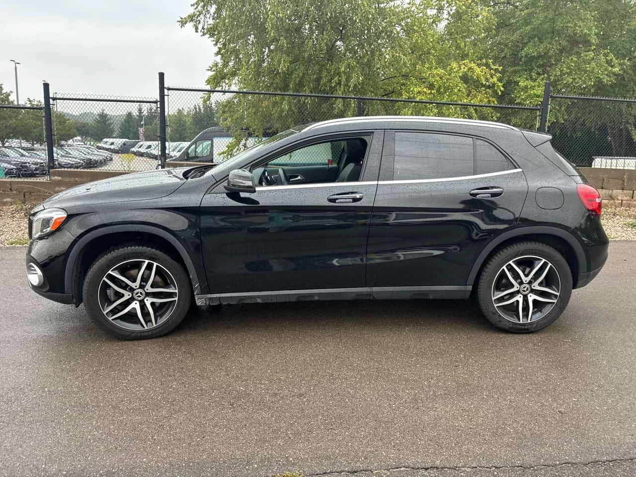 Mercedes-Benz GLA 250 * CARFAX * ����� �� ����������� | Mobile.bg � ����������� 2