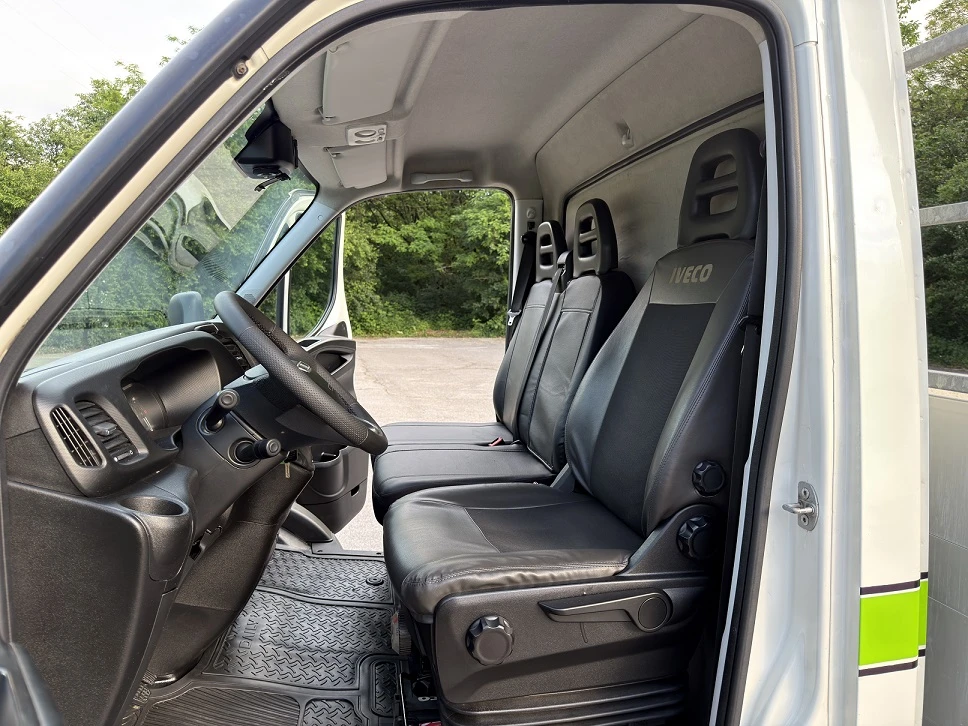 Iveco 35c15 3.0L* КЛИМА* 4.60м* ТОРСИОН* до3.5т, снимка 8 - Бусове и автобуси - 54723271