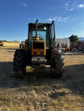 Трактор Renault  - изображение 1