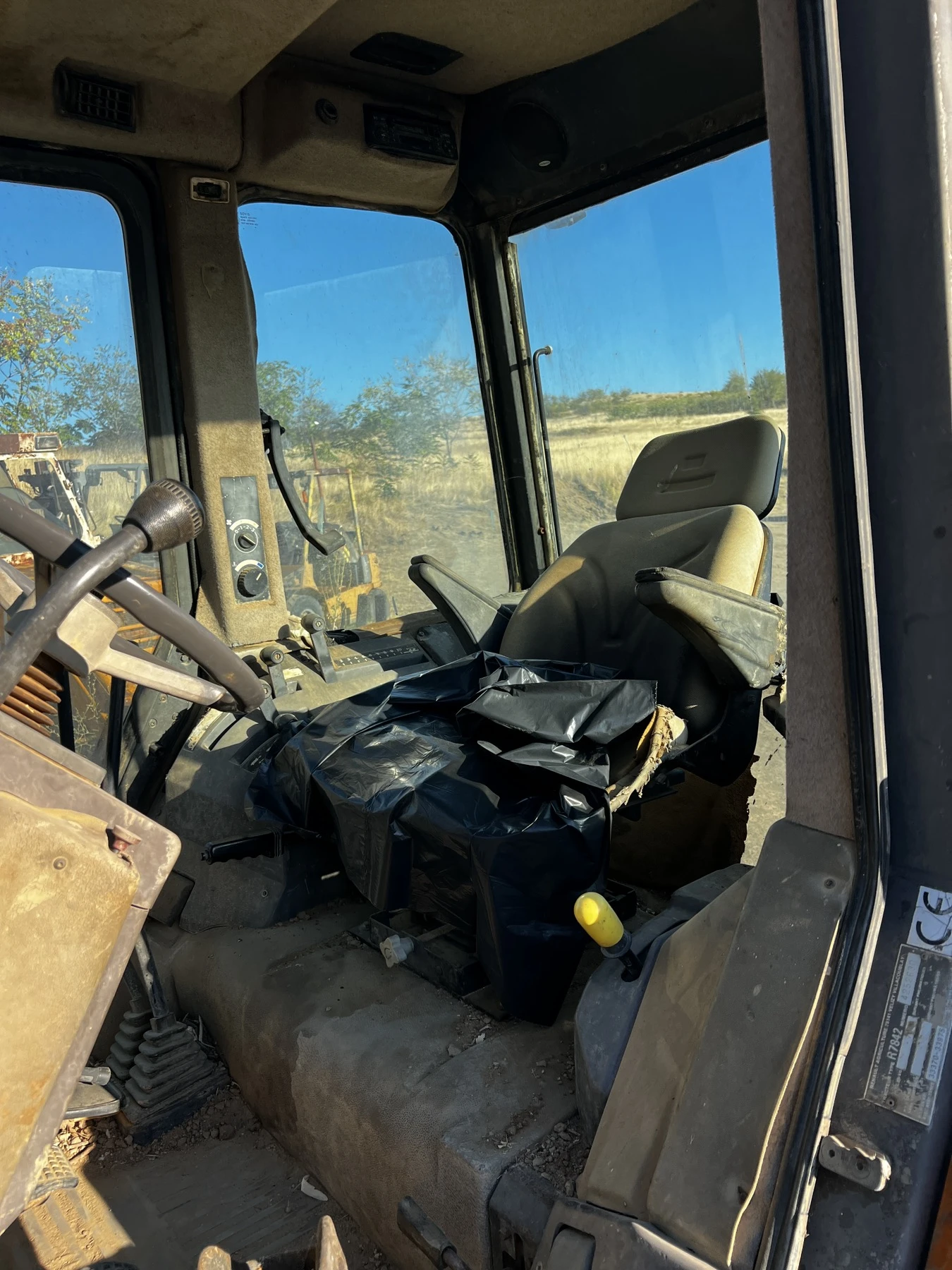 Трактор Renault  - изображение 4