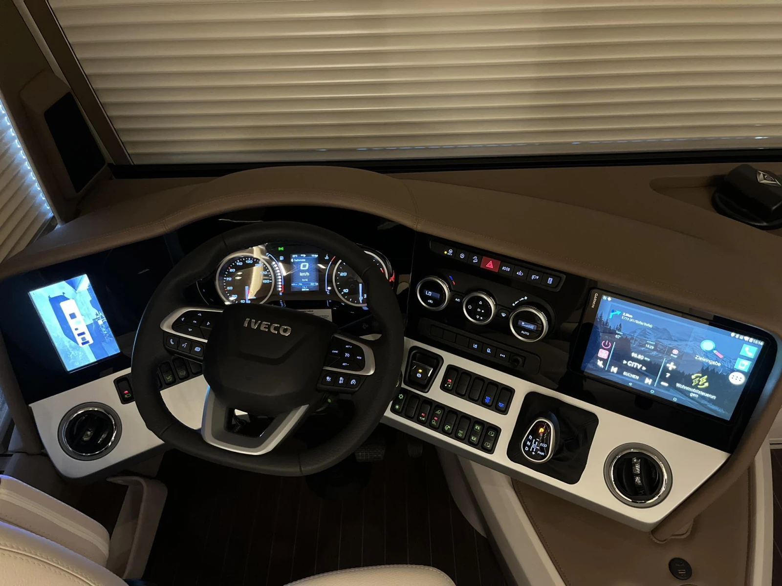 Кемпер Concorde Charisma CL-Lounge AT8 207к.с. 3.0 Iveco - изображение 10