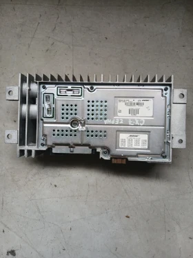 EH44 66 920 усилвател музика Mazda CX7 , снимка 2