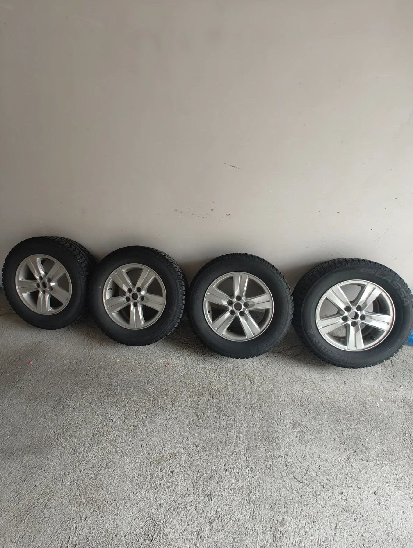    215/65R16 | Mobile.bg   2