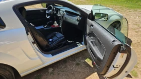 Ford Mustang V-8 4.6L S197 GT, снимка 11